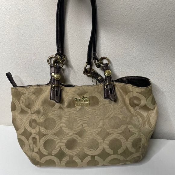 Coach handbag‎ - Picture 1 of 5